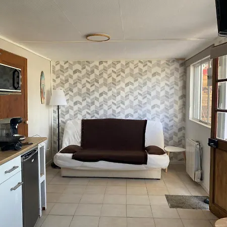 Petite maison, quartier calme. Bourges Extérieur photo